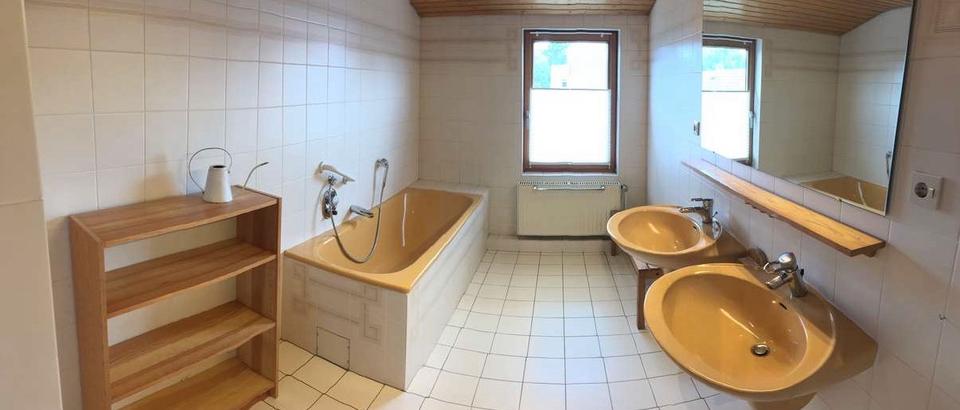 Mehrfamilienhaus, Wohnhaus Ingolstadt - 5 Zimmer, 156 m&sup2;, 1.615&euro; | Angebot:27586354
