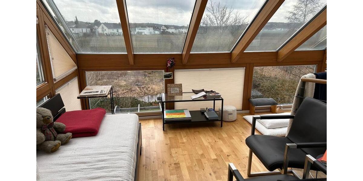 Etagenwohnung Neuburg an der Donau - 6 Zimmer, 150 m&sup2;, 2.100&euro; | Angebot:25416576