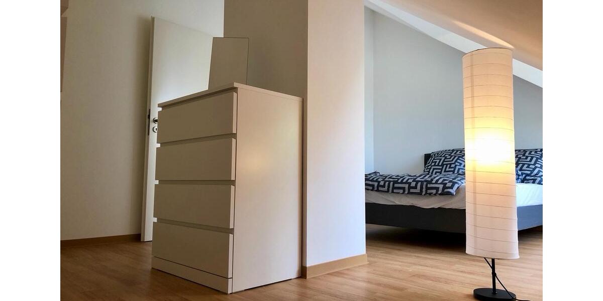 Dachgeschoßwohnung Ingolstadt Friedrichshofen-Hollerstauden - 2 Zimmer, 58 m&sup2;, 1.020&euro; | Angebot:25756829