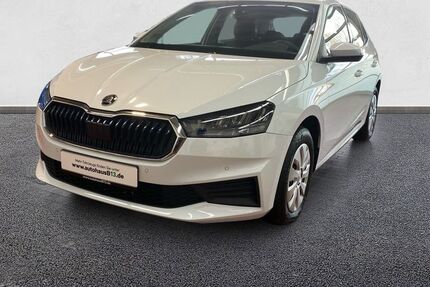 Skoda Fabia 62.500 km 18.890 &euro; Karlskron-Brautlach 85123