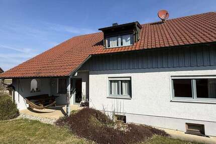 Haus Kösching - 7 Zimmer, 160 m&sup2;, 575.000&euro; | Angebot:25992216