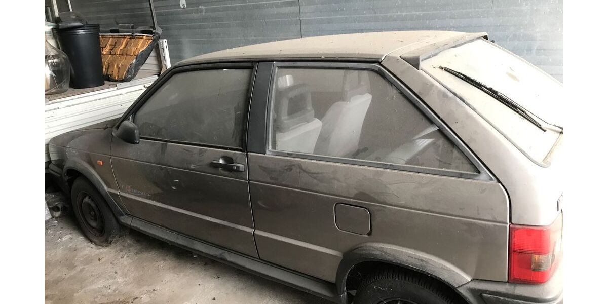 Seat Ibiza 25.000 km 1.900 &euro; Mainburg 84048