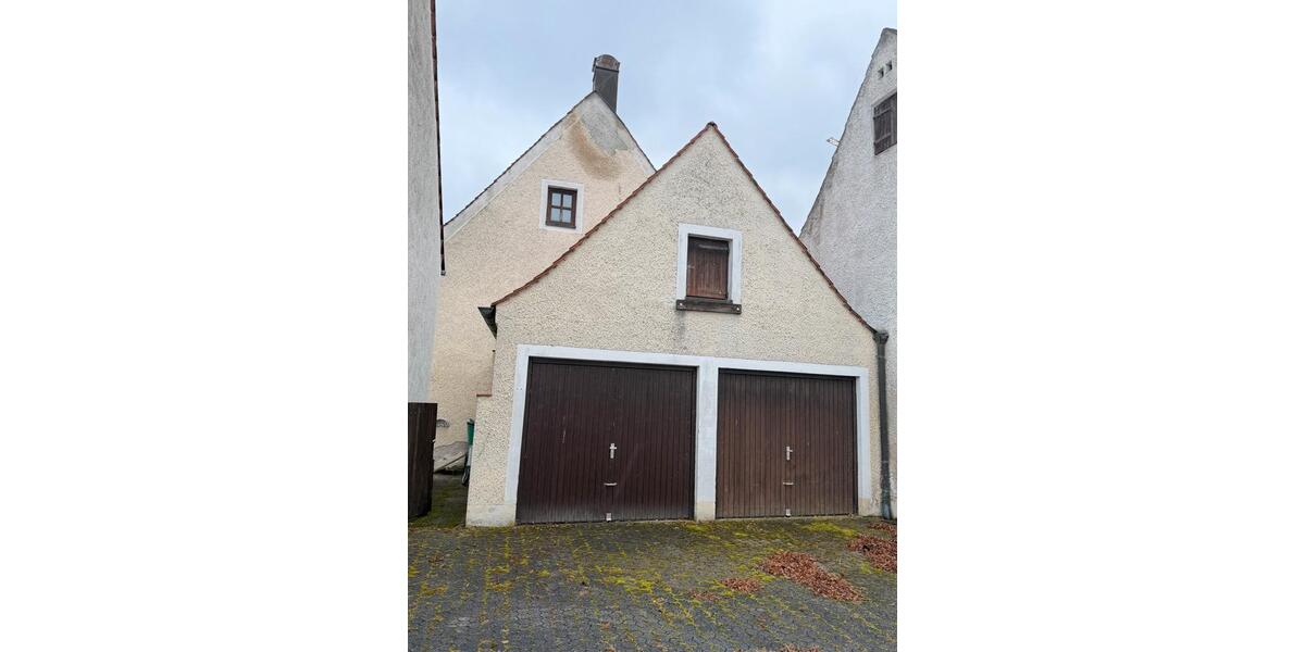 Einfamilienhaus Pförring - 2 Zimmer, 144 m&sup2;, 320.000&euro; | Angebot:25083208