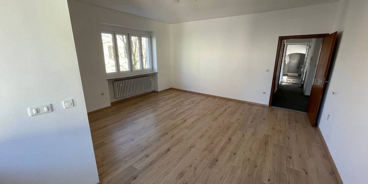 Etagenwohnung Schrobenhausen - 3 Zimmer, 115 m&sup2;, 1.230&euro; | Angebot:26439172