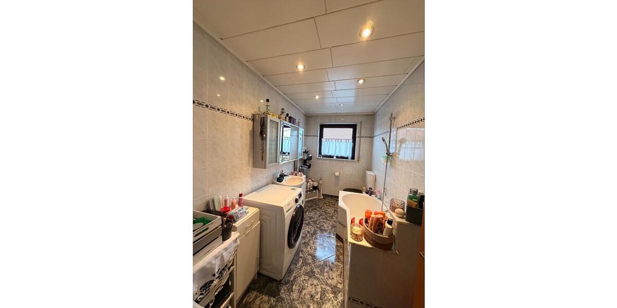 Dachgeschoßwohnung Stammham - 3 Zimmer, 85 m&sup2;, 287.000&euro; | Angebot:25653481