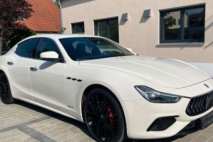 Maserati Ghibli 77.000 km 43.900 &euro; Ingolstadt 85055