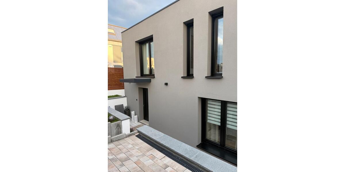 Mehrfamilienhaus, Wohnhaus Ingolstadt Nordost - 7 Zimmer, 181 m&sup2;, 920.000&euro; | Angebot:26643944