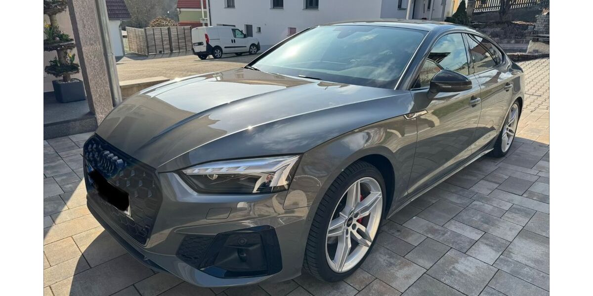 Audi A5 14.000 km 47.999 &euro; Großmehring 85098