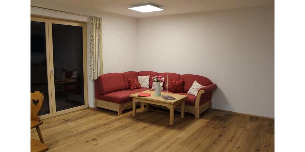 Etagenwohnung Walting - 4 Zimmer, 100 m&sup2;, 2.000&euro; | Angebot:25181740