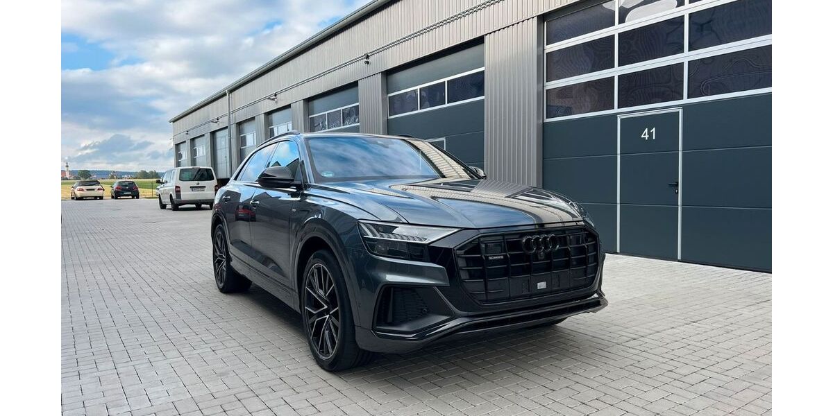 Audi Q8 22.271 km 67.900 &euro; Ingolstadt 85055