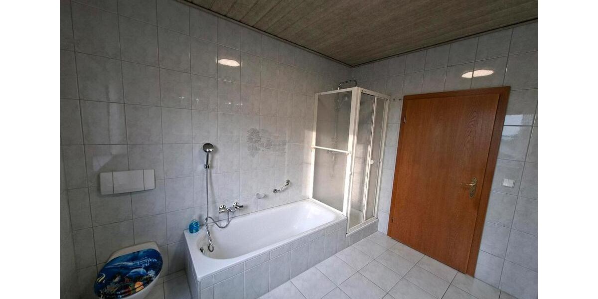 Doppelhaushälfte Wellheim - 5 Zimmer, 125 m&sup2;, 1.150&euro; | Angebot:27617100