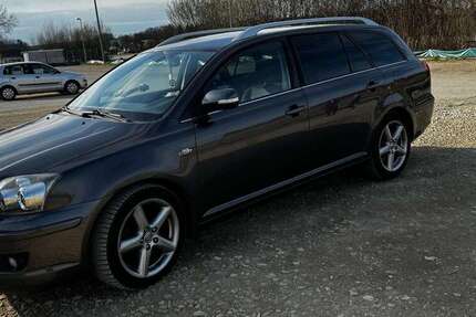 Toyota Avensis 306.000 km 2.300 &euro; Rosensteig (Aresing) 86561