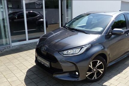 Toyota Yaris 43.430 km 19.999 &euro; Bad Gögging 93333