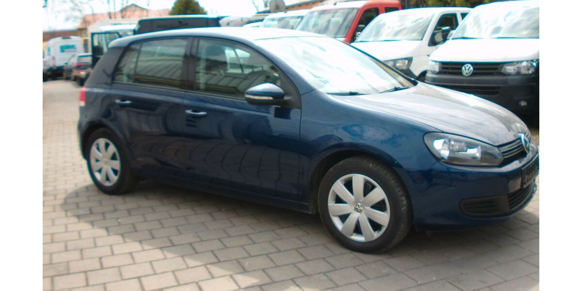 VW Golf 127.700 km 6.390 &euro; Ernsgaden 85119