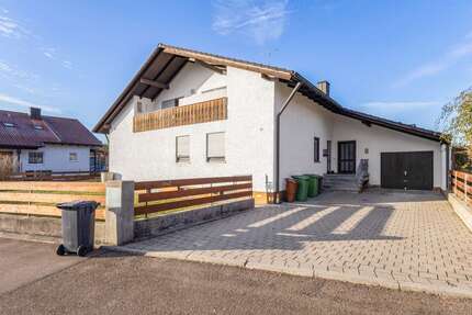 Haus Wettstetten - 10 Zimmer, 210 m&sup2;, 549.000&euro; | Angebot:19205646