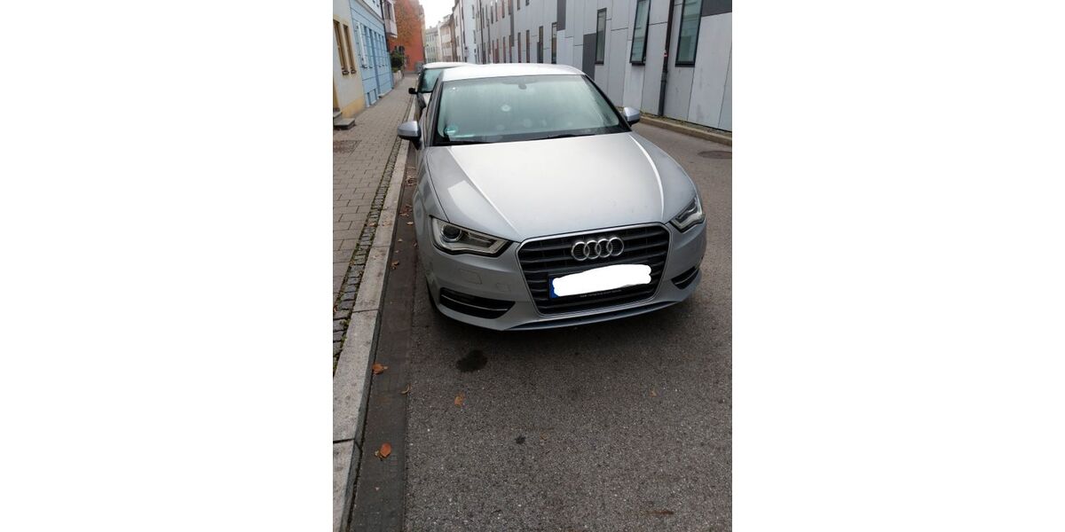 Audi A3 98.000 km 13.500 &euro; Ingolstadt 85049