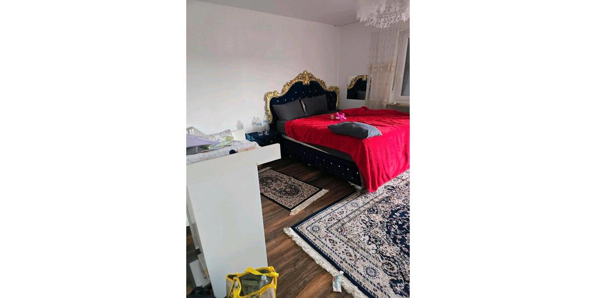 Dachgeschoßwohnung Ingolstadt Nordost - 3 Zimmer, 110 m&sup2;, 1.600&euro; | Angebot:26374277