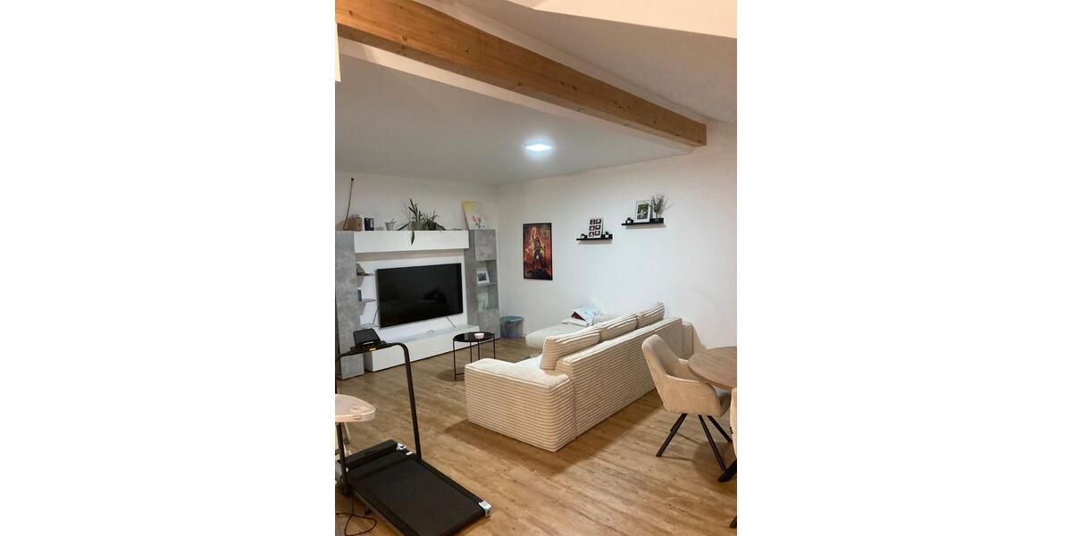 Etagenwohnung Pförring - 4 Zimmer, 129 m&sup2;, 1.050&euro; | Angebot:26045129