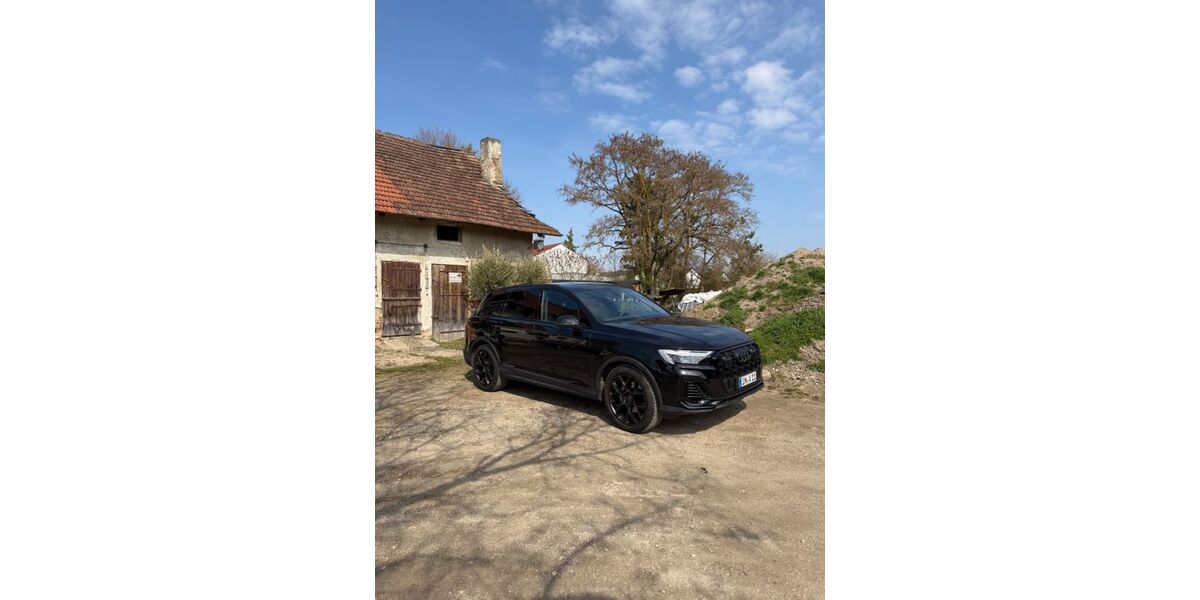 Audi Q7 16.800 km 63.500 &euro; Ingolstadt 85053