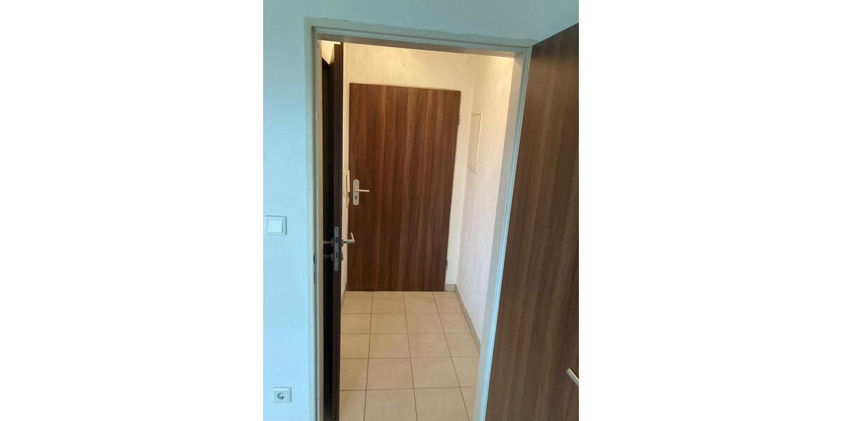 Erdgeschoßwohnung Ingolstadt Nordost - 1 Zimmer, 28 m&sup2;, 460&euro; | Angebot:25239534