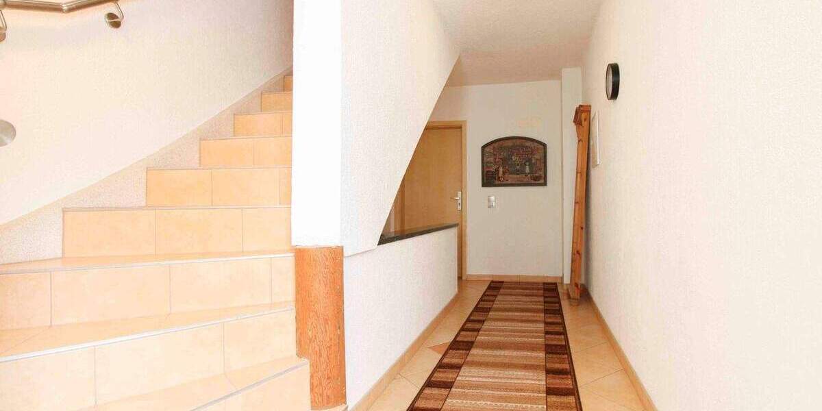 Mehrfamilienhaus, Wohnhaus Pfaffenhofen an der Ilm Pfaffenhofen a d Ilm - 6 Zimmer, 370 m&sup2;, 925.000&euro; | Angebot:25654422