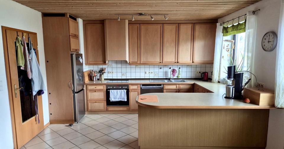 Dachgeschoßwohnung Neuburg an der Donau - 4 Zimmer, 121 m&sup2;, 950&euro; | Angebot:26041339