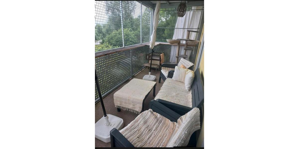 Dachgeschoßwohnung Wolnzach - 3 Zimmer, 75 m&sup2;, 850&euro; | Angebot:26375376