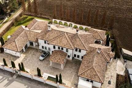 Haus Großmehring - 16 Zimmer, 478 m&sup2;, 1.990.000&euro; | Angebot:20378658