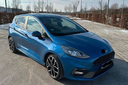 Ford Fiesta 62.300 km 17.600 &euro; Ingolstadt 85055