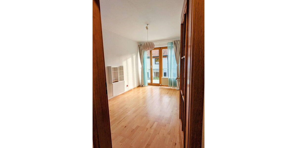 Etagenwohnung Ingolstadt - 3 Zimmer, 75 m&sup2;, 329.000&euro; | Angebot:25654282