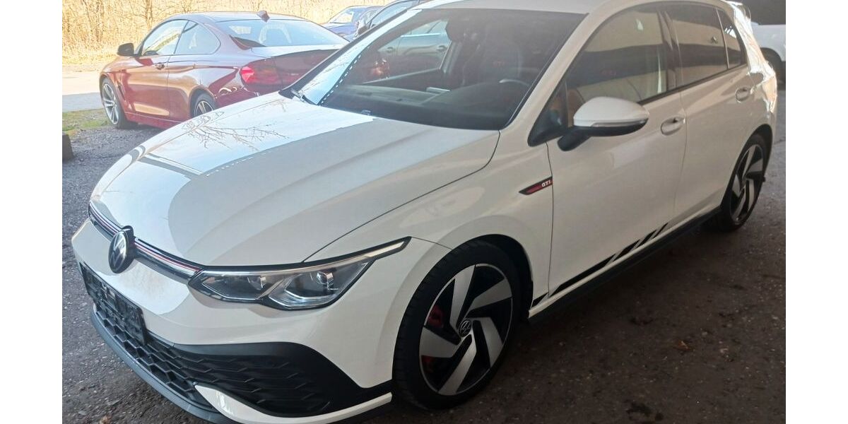 VW Golf 26.800 km 33.850 &euro; Ingolstadt 85053