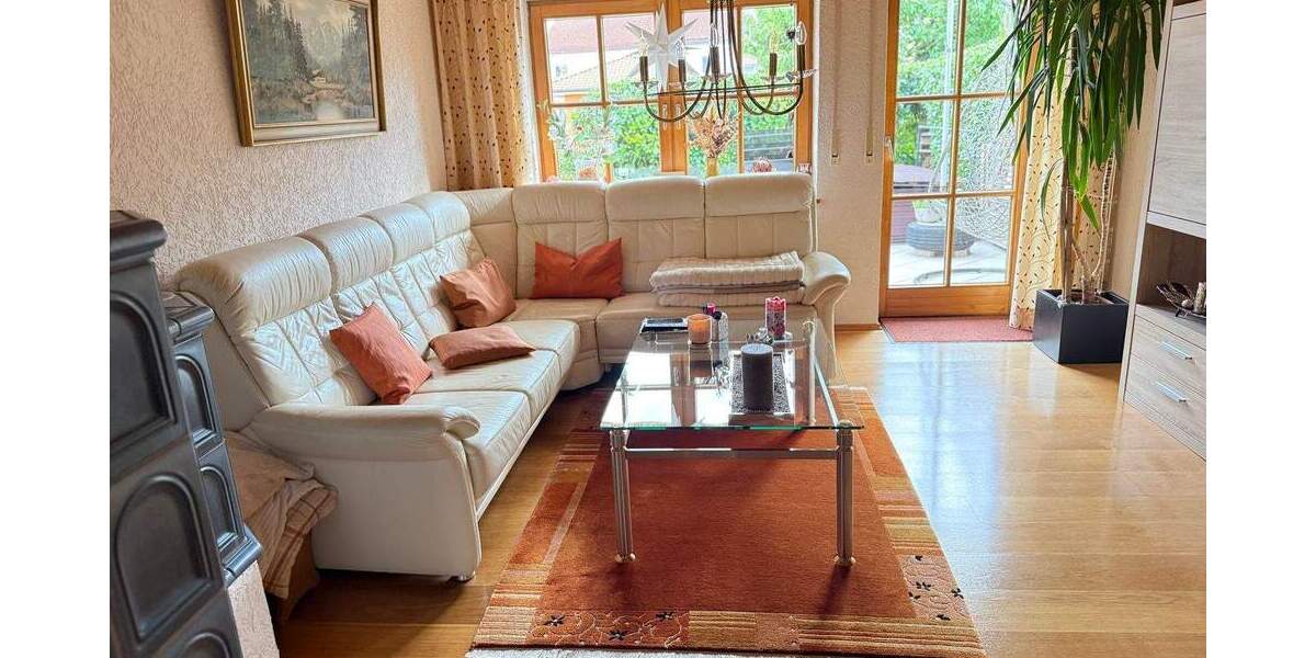 Mehrfamilienhaus, Wohnhaus Neuburg an der Donau Heinrichsheim - 6 Zimmer, 208 m&sup2;, 719.000&euro; | Angebot:25729938