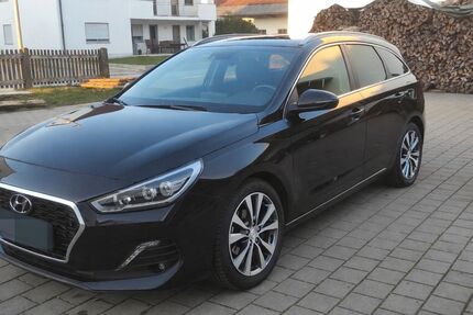 Hyundai i30 76.400 km 14.499 &euro; Reichertshofen 85084