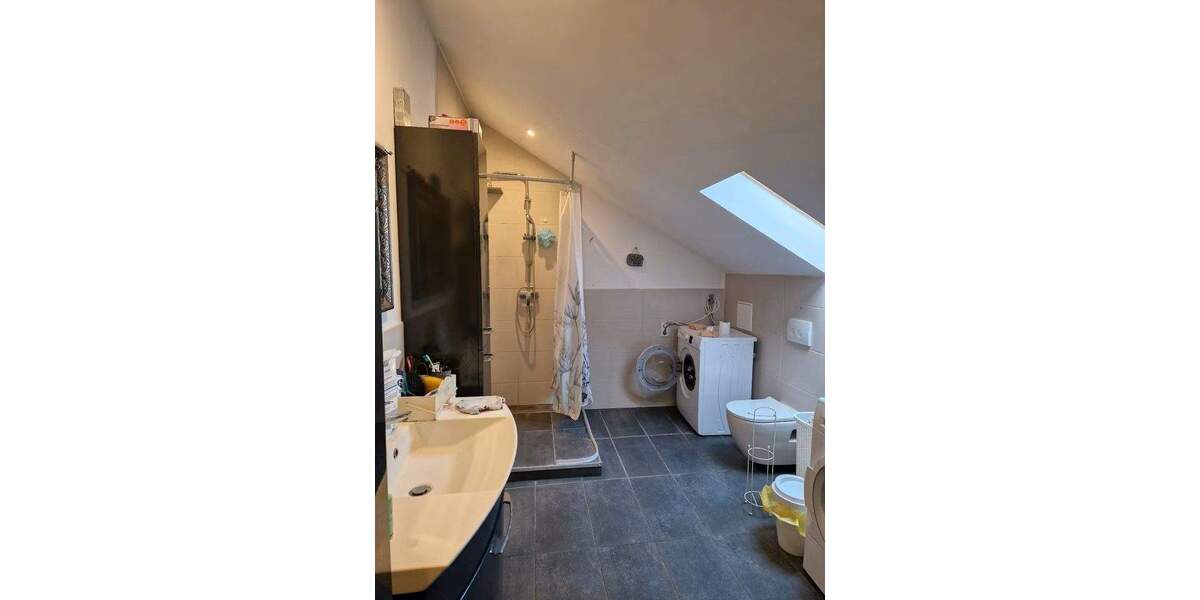 Mehrfamilienhaus, Wohnhaus Denkendorf Dörndorf - 8 Zimmer, 220 m&sup2;, 579.000&euro; | Angebot:25675836