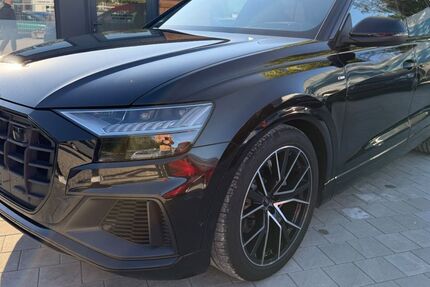 Audi Q8 104.000 km 49.990 &euro; Ingolstadt 85055