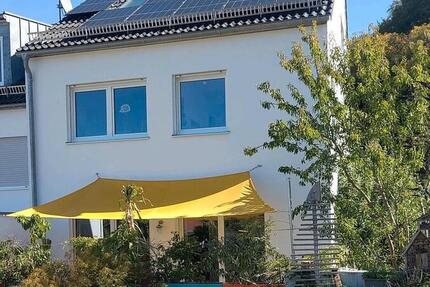 Haus Eichstätt - 5 Zimmer, 156 m&sup2;, 1.700&euro; | Angebot:27613204