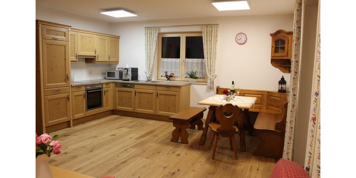 Etagenwohnung Walting - 4 Zimmer, 100 m&sup2;, 2.000&euro; | Angebot:25181740