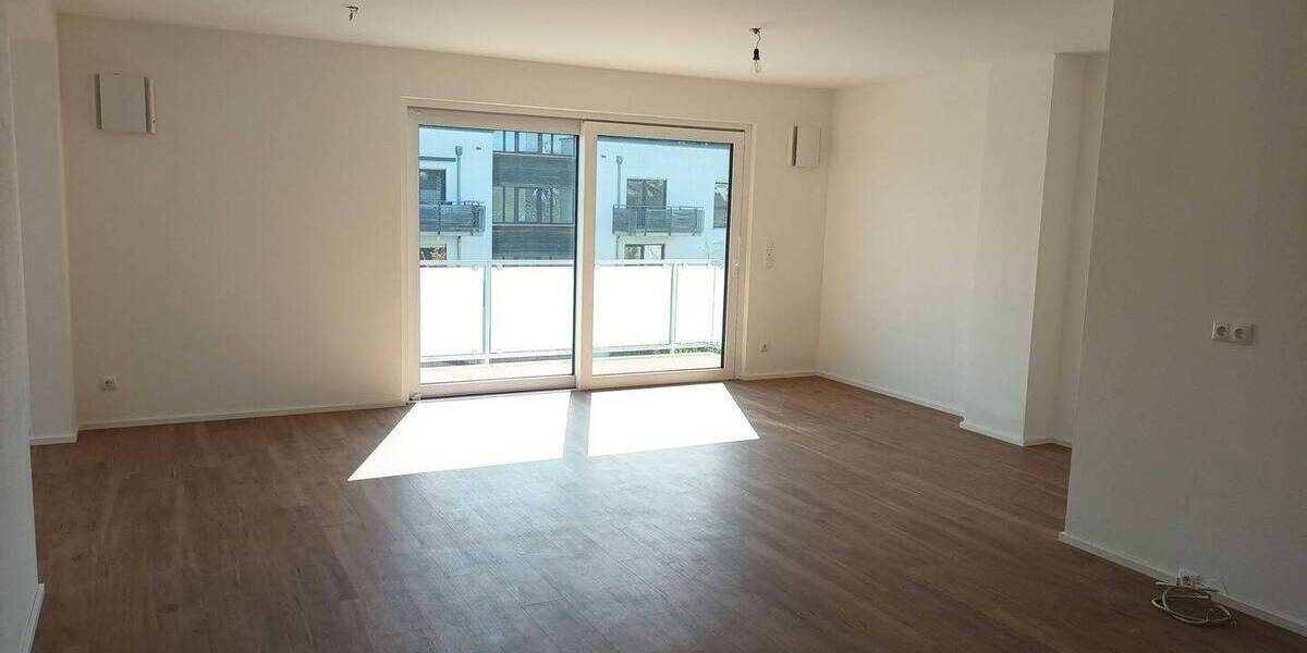 Etagenwohnung Schrobenhausen - 3 Zimmer, 95 m&sup2;, 1.220&euro; | Angebot:26273953