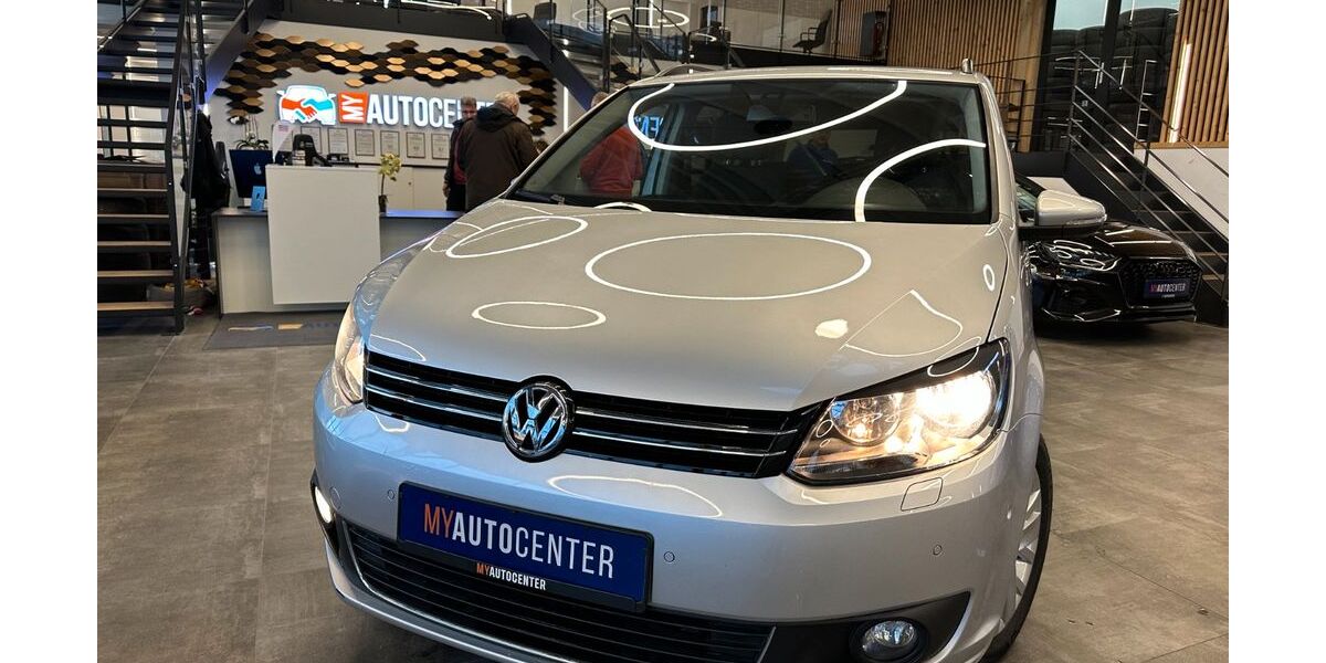 VW Touran 98.395 km 9.499 &euro; Pfaffenhofen 85276