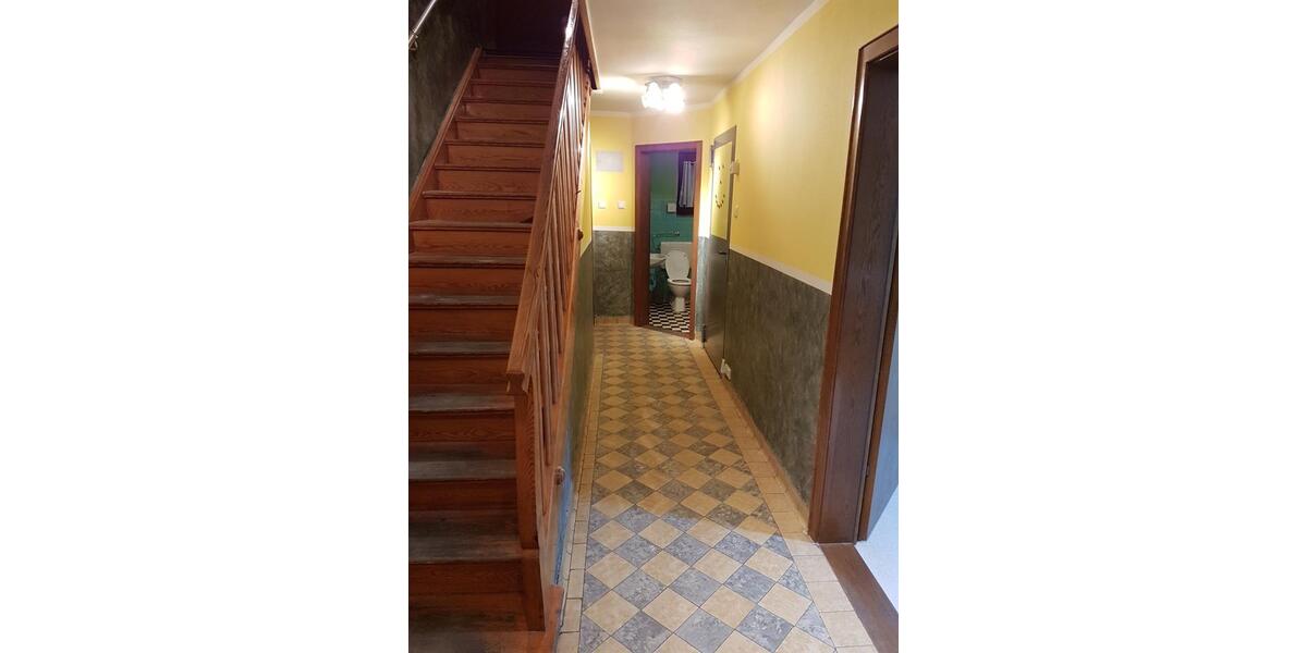 Einfamilienhaus Altmannstein - 7 Zimmer, 135 m&sup2;, 300.000&euro; | Angebot:24745303