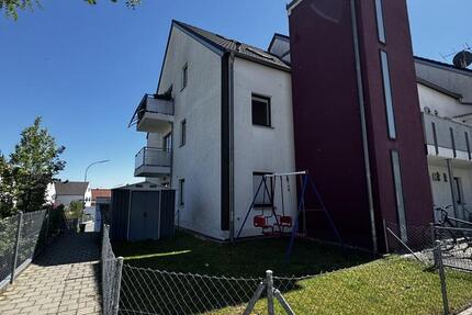 Wohnung Ingolstadt Nordost - 3 Zimmer, 74 m&sup2;, 1.020&euro; | Angebot:26477235
