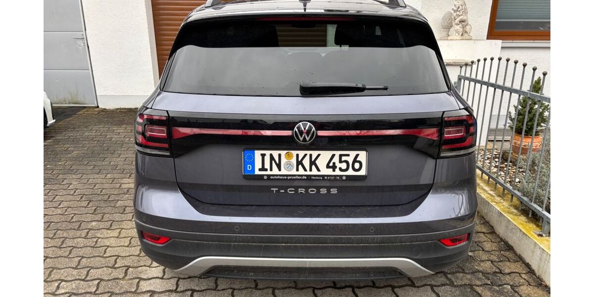VW T-Cross 31.590 km 22.200 &euro; Ingolstadt 85051