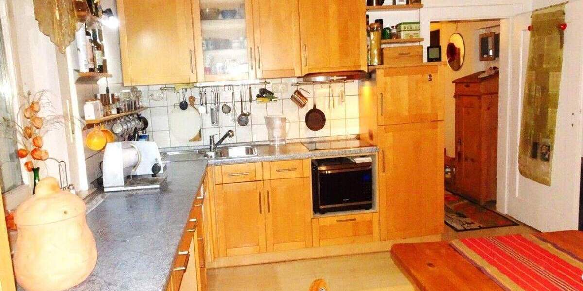 Doppelhaushälfte Ingolstadt Südost - 8 Zimmer, 168 m&sup2;, 549.000&euro; | Angebot:25712008