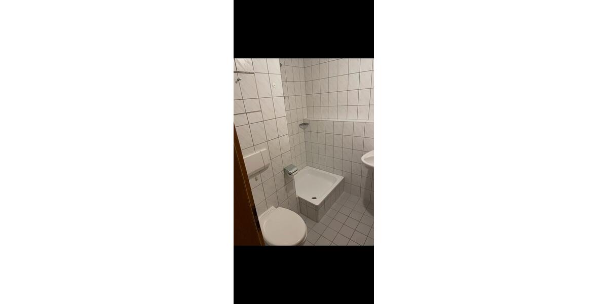 Etagenwohnung Ingolstadt Friedrichshofen-Hollerstauden - 1 Zimmer, 32 m&sup2;, 680&euro; | Angebot:27594350