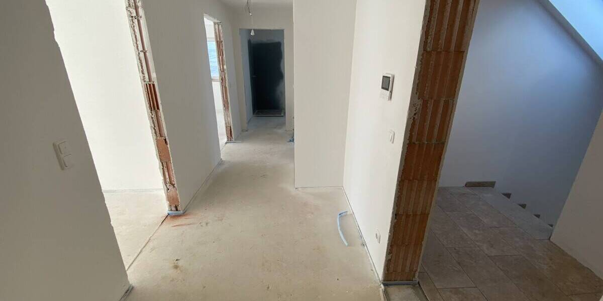 Etagenwohnung Schrobenhausen - 3 Zimmer, 87 m&sup2;, 1.270&euro; | Angebot:25929472