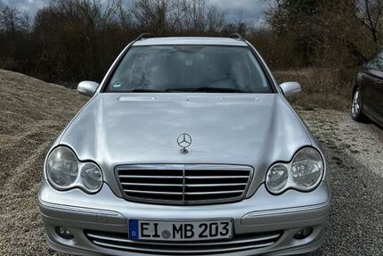 Mercedes-Benz C 200 270.000 km 2.400 &euro; Wellheim 91809