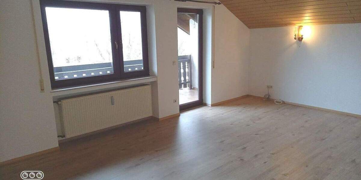 Etagenwohnung Gaimersheim - 4 Zimmer, 116 m&sup2;, 1.190&euro; | Angebot:25665577