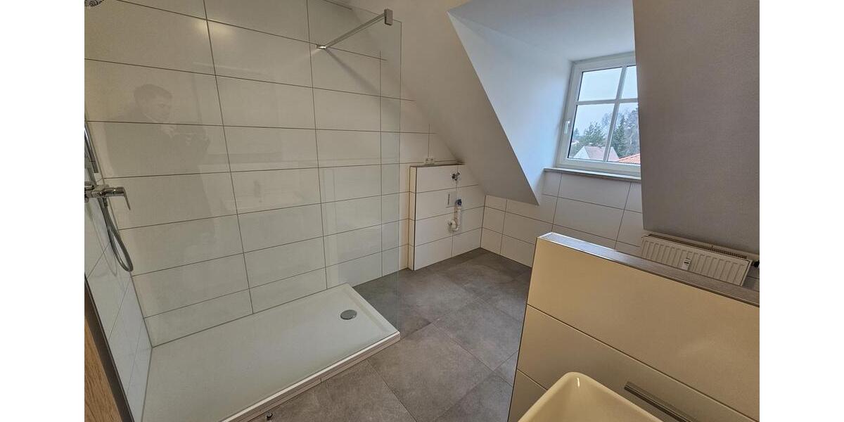 Dachgeschoßwohnung Ingolstadt Friedrichshofen-Hollerstauden - 2.5 Zimmer, 78 m&sup2;, 840&euro; | Angebot:25516861