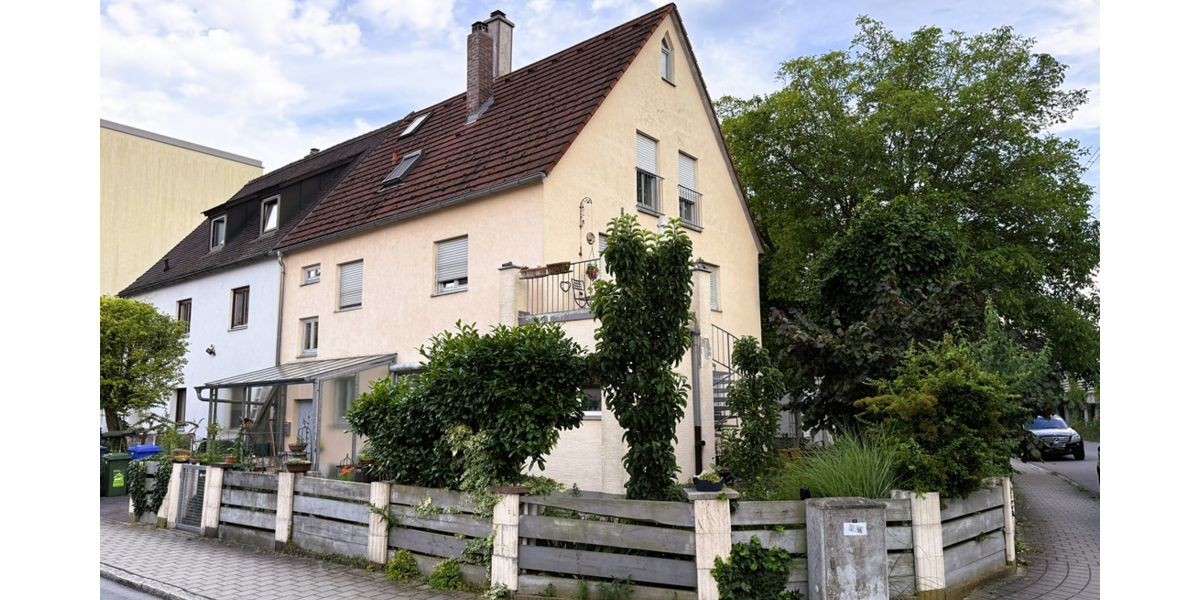 Einfamilienhaus Ingolstadt Südost - 8 Zimmer, 168 m&sup2;, 525.000&euro; | Angebot:26950130