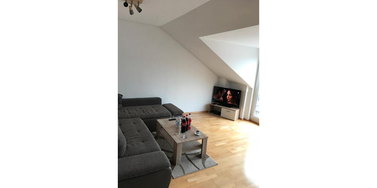 Dachgeschoßwohnung Ingolstadt Friedrichshofen-Hollerstauden - 1 Zimmer, 38 m&sup2;, 550&euro; | Angebot:25887699